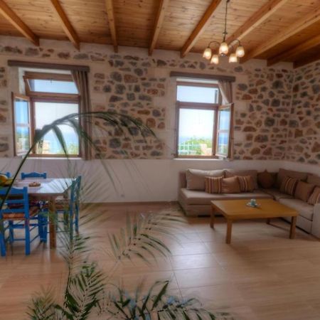 Stone Villa I In Petres Petres  エクステリア 写真